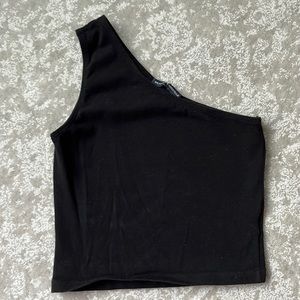Brandy Melville Blythe Shoulder top